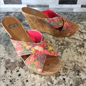 Gianni Bini 7.5. Summer Wedge